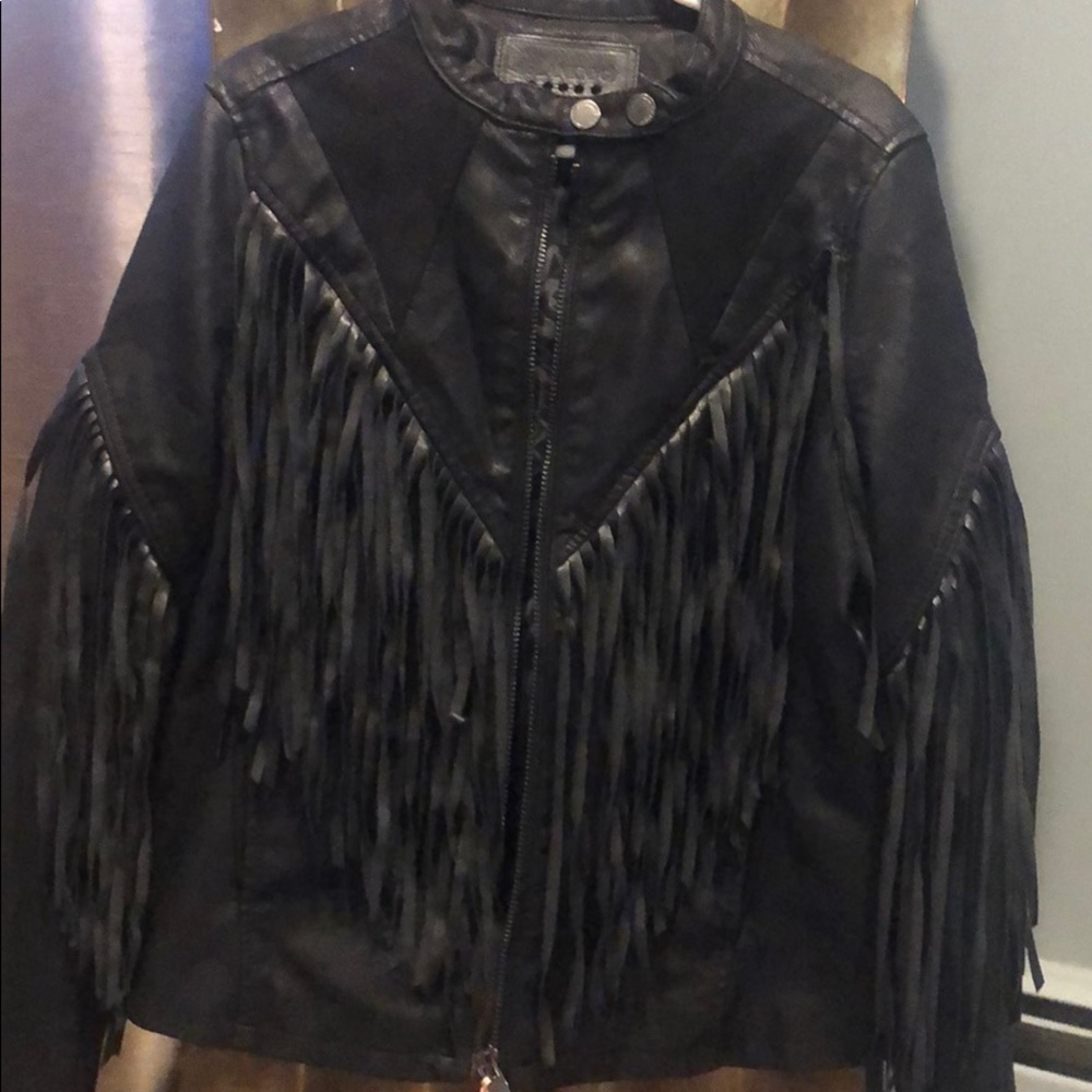 BlankNYC moto jacket fringes NWT L 🖤🖤 🏍